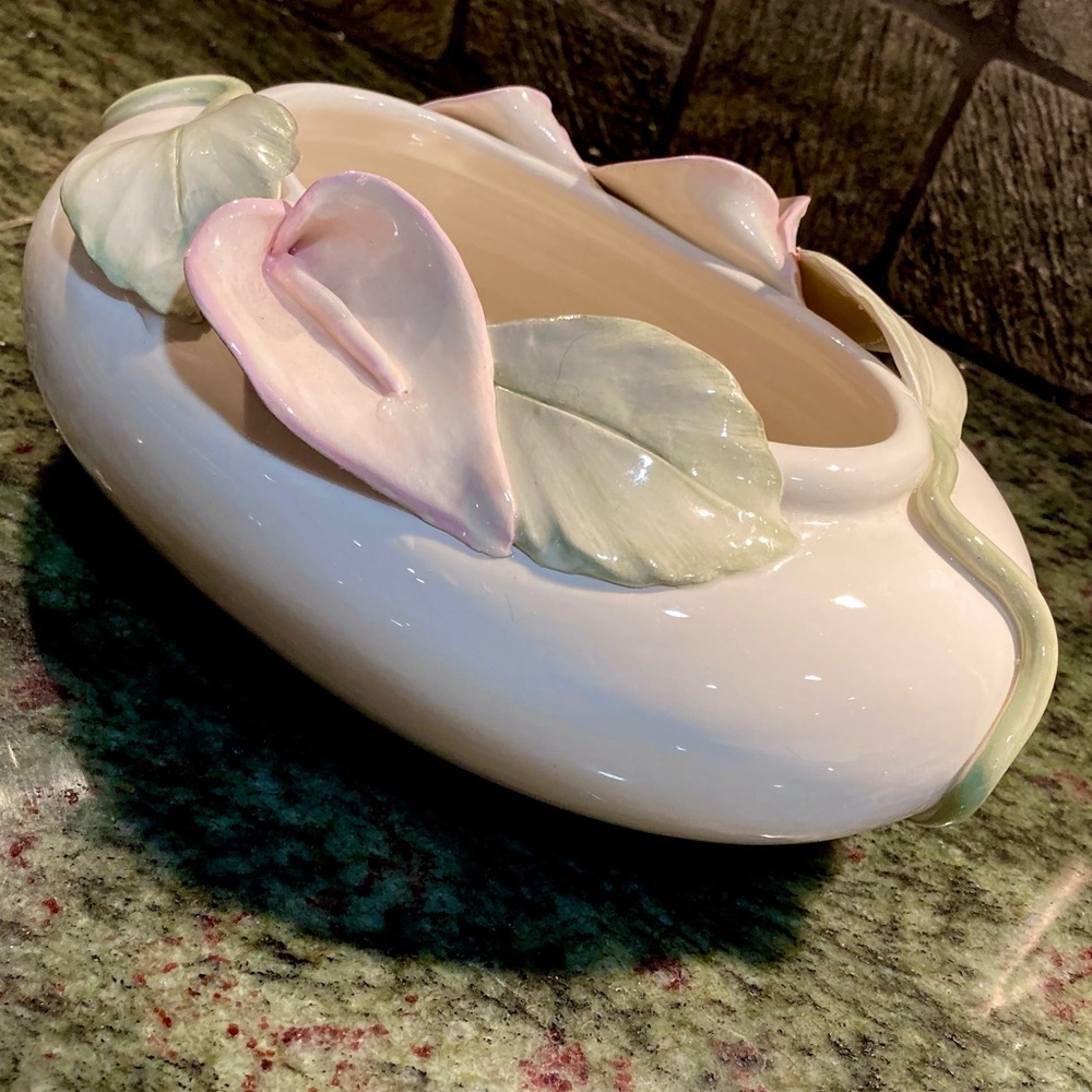 Stunning decorative cala lily vase flower bowl
